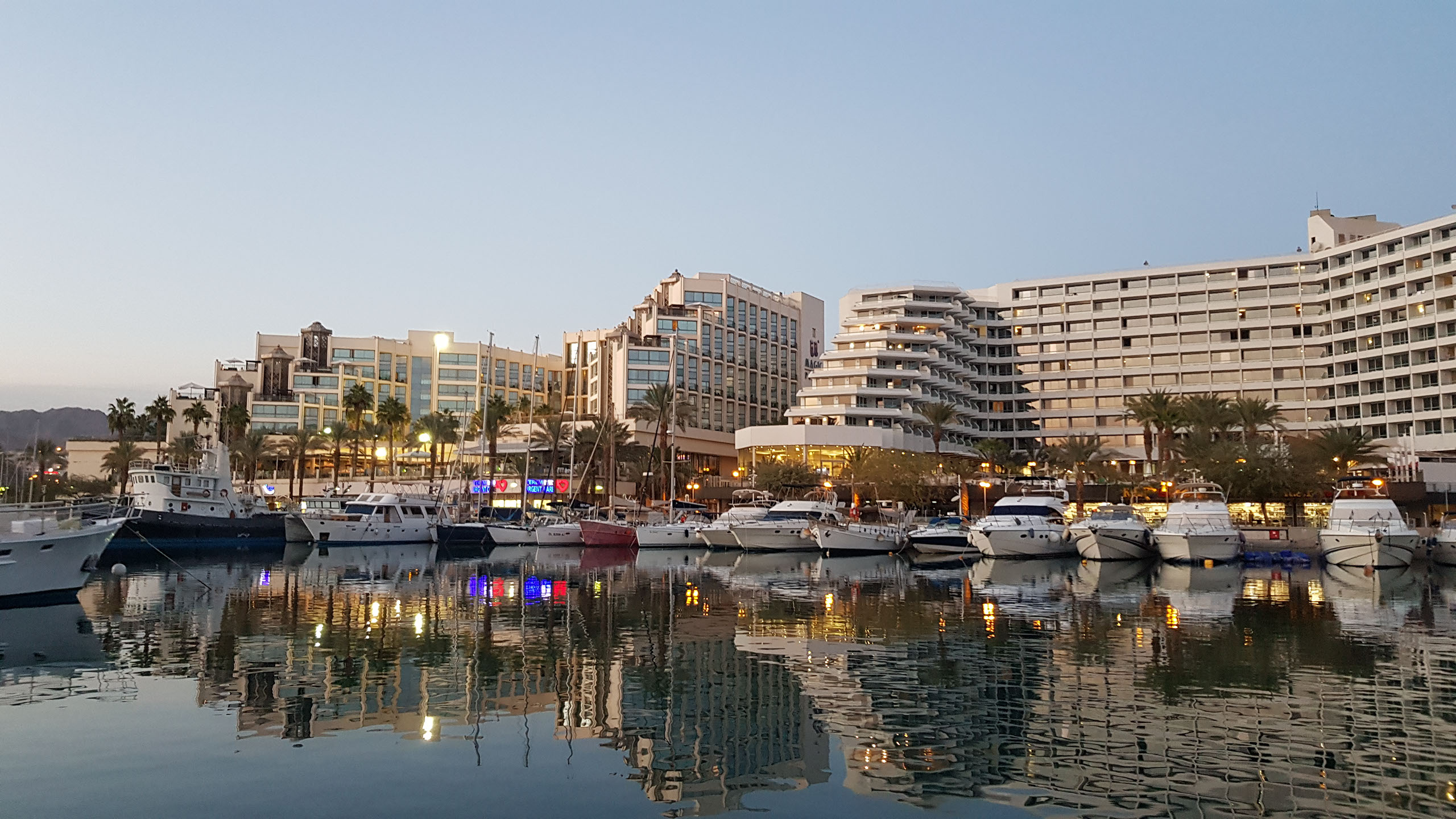 חדרים באילת